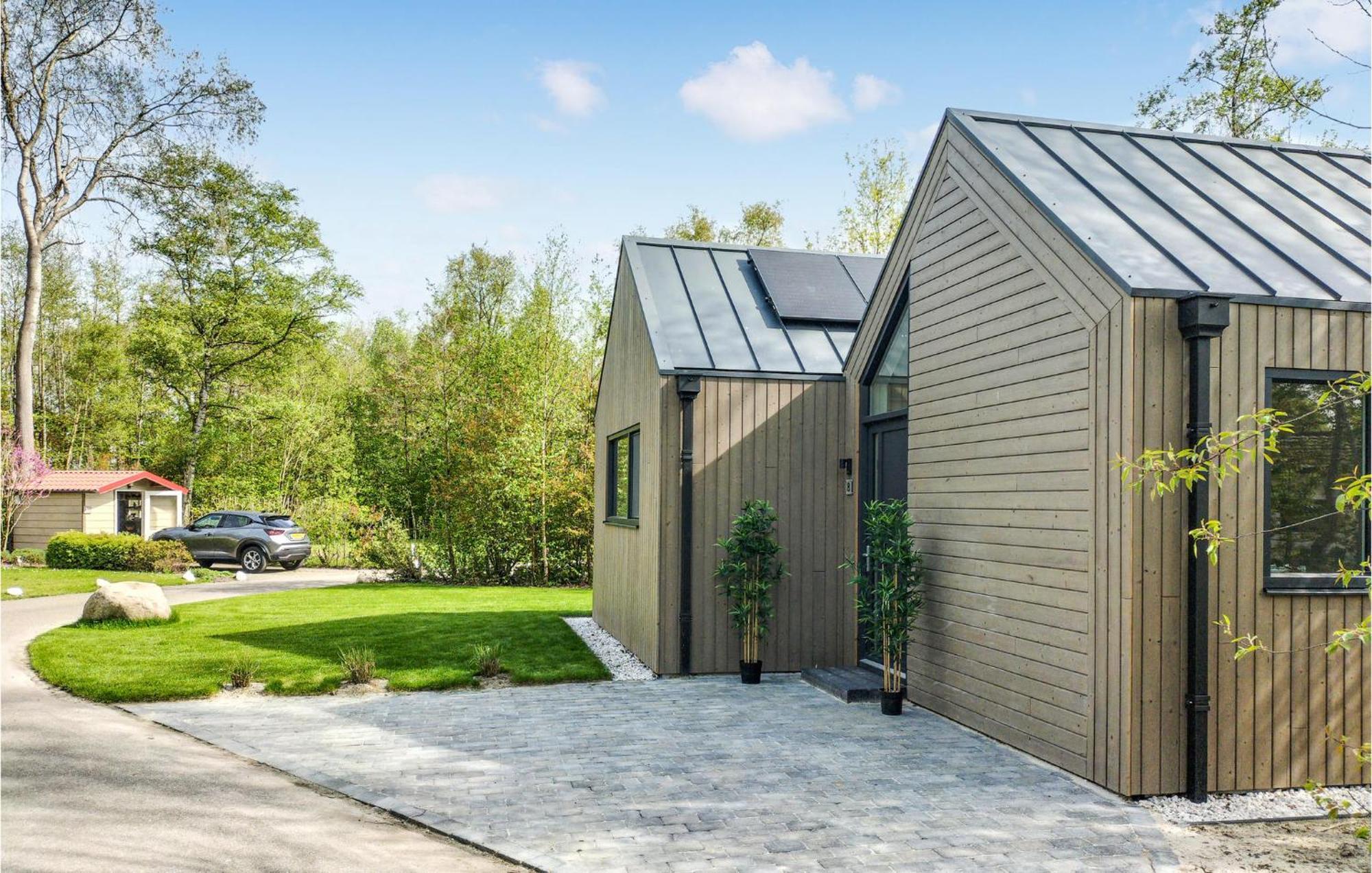 Cozy Home In Oosterwolde With Sauna Экстерьер фото
